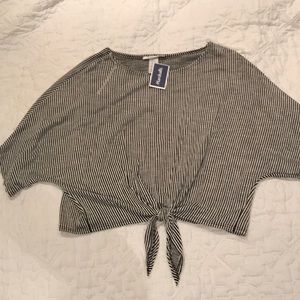 Ribbed Cotton Tied Tee